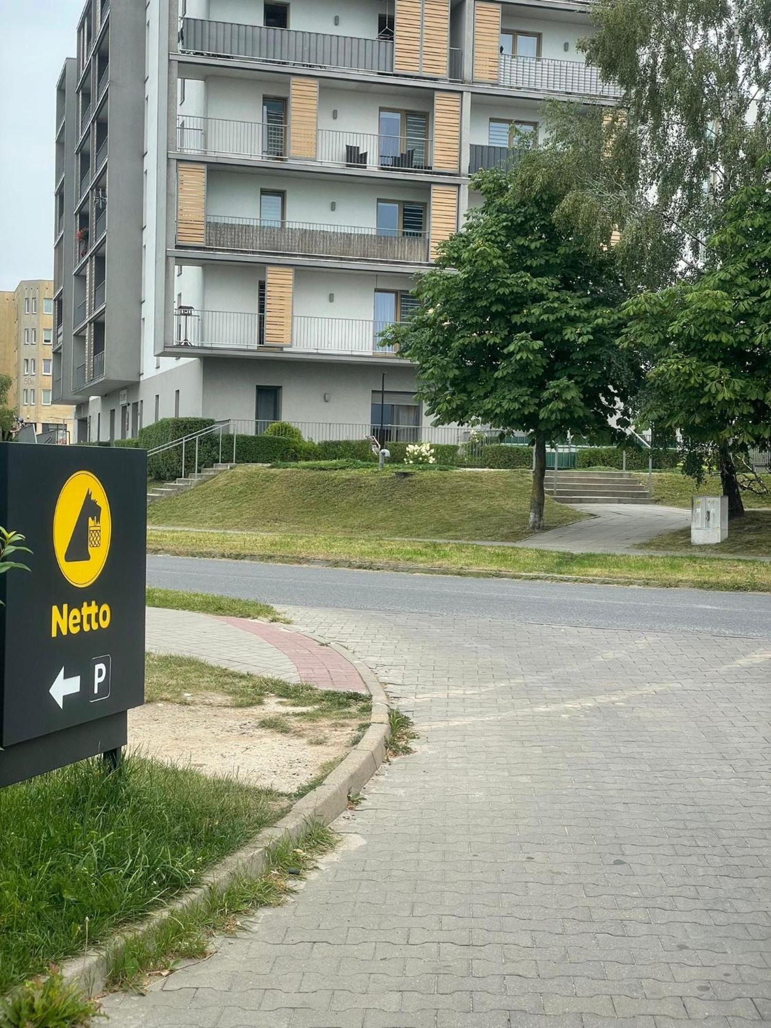 Apartament Laura Z Ogrodkiem Kielce Esterno foto